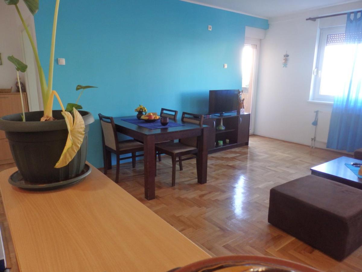 Apartment Erika 2 Novi Sad Exterior foto